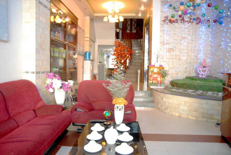 Hoa Anh Dao Hotel Туй Хоа Екстериор снимка