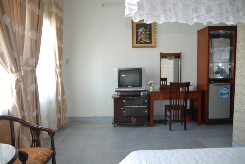 Hoa Anh Dao Hotel Туй Хоа Екстериор снимка